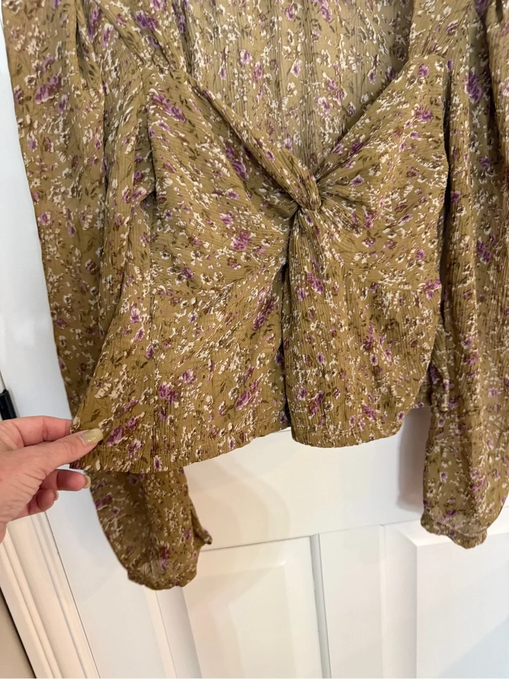 Astr feminine label